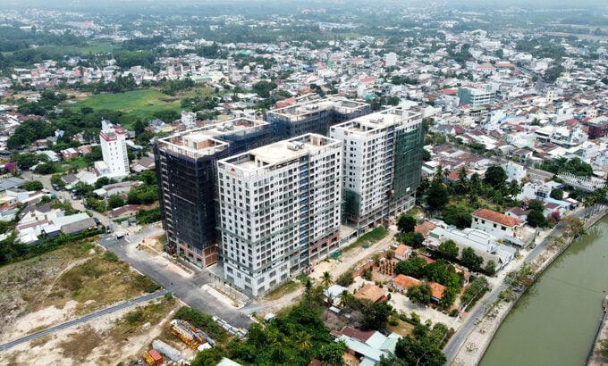 “Bài toán khó” mang tên nhà ở xã hội Golden City khiến Địa ốc Hoàng Quân liên tục trễ hẹn