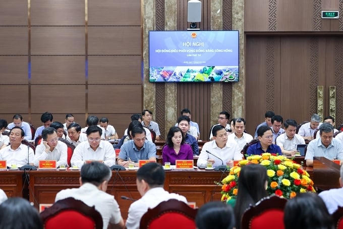 Sáng ngày 17/8, Thủ tướng Phạm Minh Chính đã chủ trì Hội nghị lần thứ tư của Hội đồng Điều phối vùng Đồng bằng sông Hồng (ĐBSH). Ảnh: Báo điện tử Chính phủ &nbsp;
