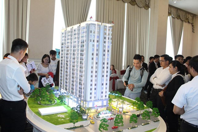 Nhà đầu tư đang tích cực đi săn tìm nhà đất giảm giá trong thời điểm thị trường ảnh hưởng vì dịch Covid-19 lần thứ 4. &nbsp;