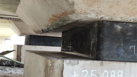 Rơi gối cầu metro, 8 tháng chưa rõ nguyên nhân: Nói thẳng