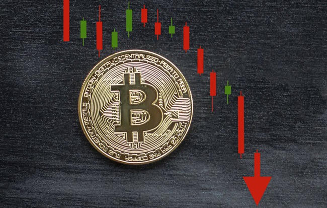 Bitcoin lại bị bán tháo, sắp 'thủng' đáy 10.000 USD?