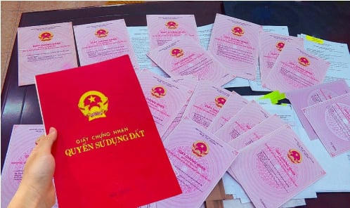 Theo quy định mới, sổ đỏ bị sai thông tin người dân cần làm thủ tục gì?.