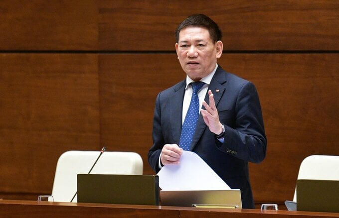 Bộ trưởng Bộ Tài chính Hồ Đức Phớc.