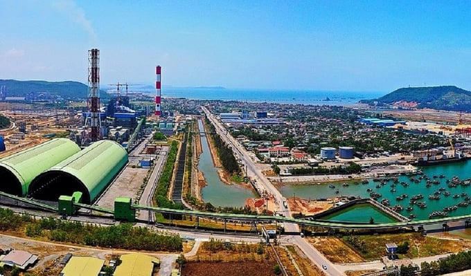 Khu Kinh tế Nghi Sơn được xem là "đầu tàu công nghiệp" của tỉnh Thanh Hóa. Ảnh: Internet
