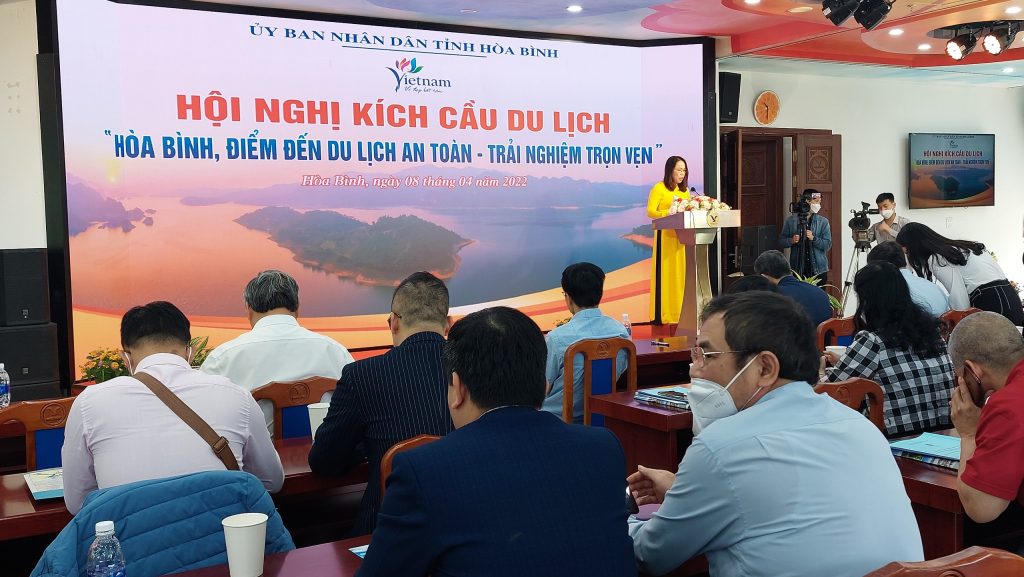 Giám đốc Sở VHTTDL Bùi Thị Niềm cho biết Hòa Bình sẽ tổ chức hàng loạt sự kiện để thu hút khách du lịch &nbsp;