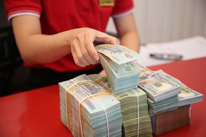 Tỷ giá liên ngân hàng kết tuần vừa qua ở vùng VND 24.325 - tương đương với mức tăng giá của VND gần 1% trong vòng 1 tuần.