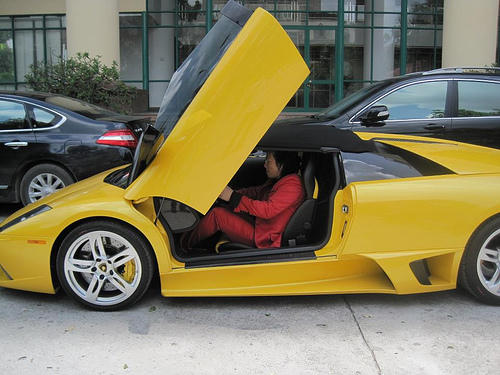 Cuộc sống đế vương của đại gia Vũ Hữu Lợi, người đứng tên sáng lập công ty tiền ảo Ifan