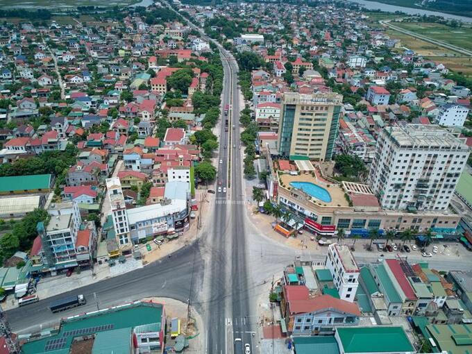 Diễn Châu - vùng đất ven biển giàu truyền thống – đang vươn lên với lợi thế trung chuyển chiến lược, thừa hưởng trọn lợi thế hạ tầng vùng. &nbsp;