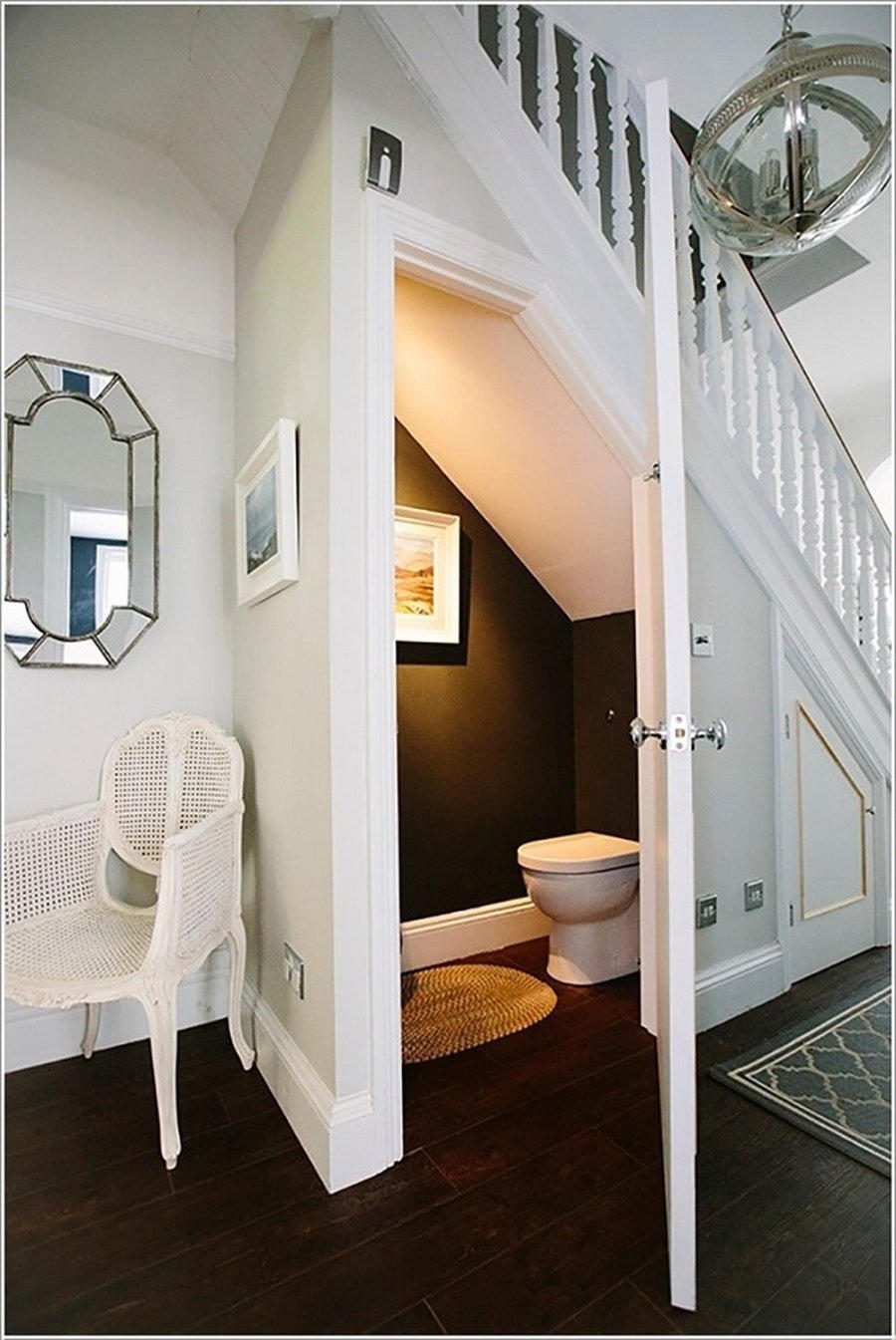 Phạm phong thủy phòng tắm làm ‘trôi’ sức khỏe, ‘sứt mẻ’ tài vận