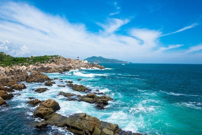 Phú Yên hiện là điểm đến du lịch được yêu thích. Ảnh: Internet