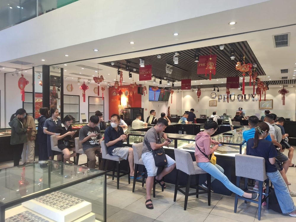  Giá bạc bất ngờ quay đầu giảm - ảnh 1