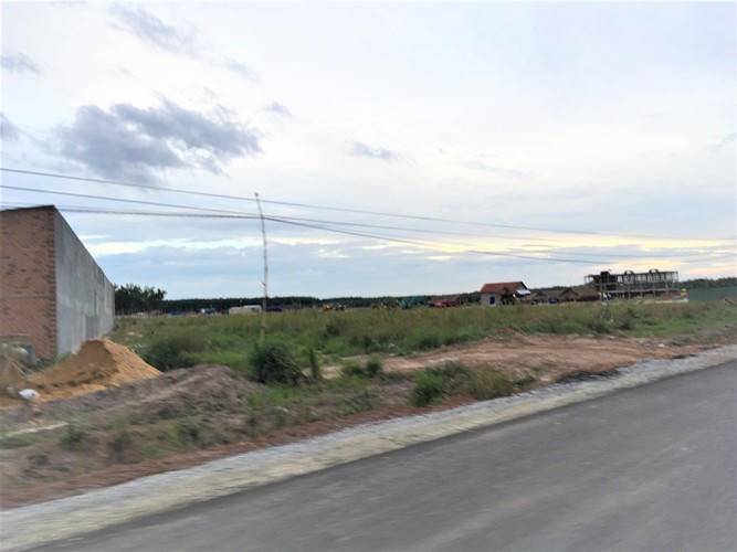 Dự án dân cư trên đất vàng để trâu bò… gặm cỏ