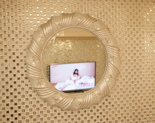 Khách sạn tình yêu 2 triệu/giờ: Ra vào lối bí mật, tránh gặp người quen