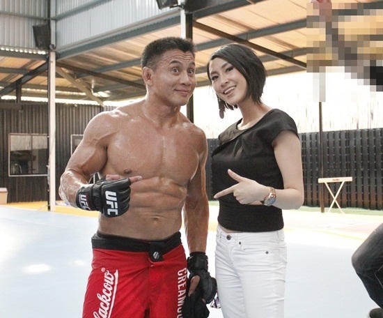 Ngoi sao vo thuat Cung Le ve Viet Nam dong phim