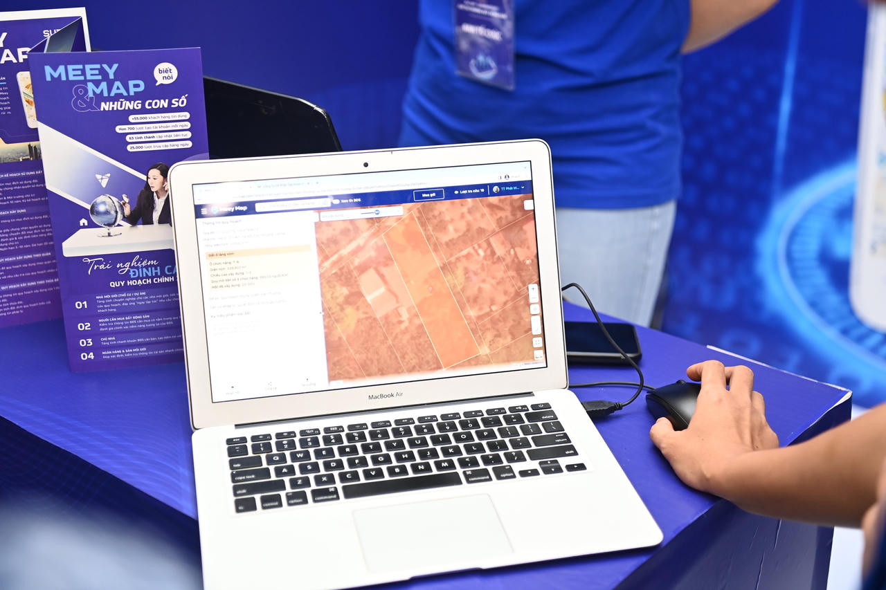 &nbsp;Meey Map – nền tảng bản đồ tra cứu quy hoạch trực tuyến và tìm kiếm thông tin bất động sản &nbsp;