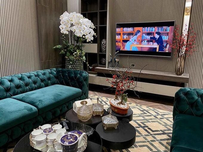 Nữ đại gia Việt 6 con sắp lên xe hoa lần 3, U40 sở hữu biệt thự trải dài khắp cả nước, là 'tay chơi' BĐS chính hiệu