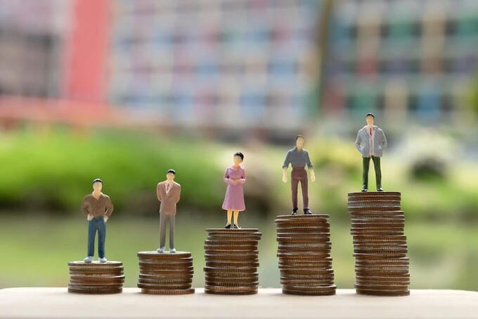 Dòng tiền đổ mạnh vào bất động sản, rủi ro nào cho chủ nhà băng?