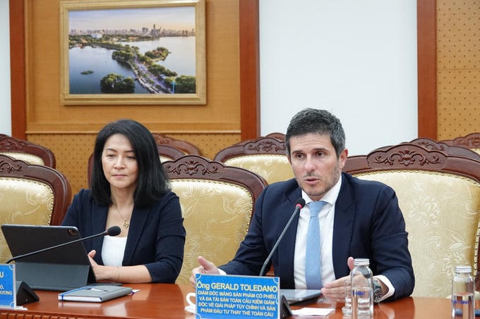 Ông Gerald Toledano&nbsp;-&nbsp;Giám đốc&nbsp;Mảng Sản phẩm Cổ phiếu và Đa tài sản Toàn cầu của FTSE Russell. &nbsp;