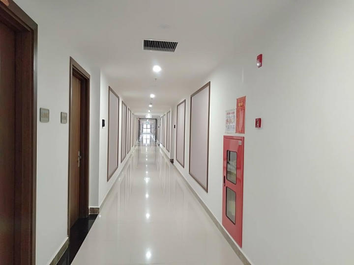 Chung cư 5 sao không sổ hồng, không nhà sinh hoạt cộng đồng và tường nứt toác