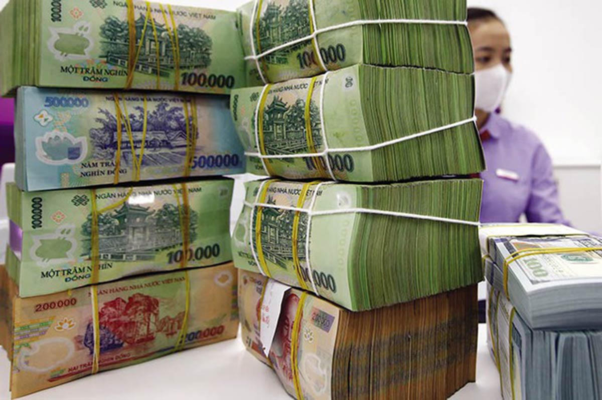 Lãi suất tiết kiệm tăng mạnh: Chọn ngân hàng nào được mức 9,5%/năm?