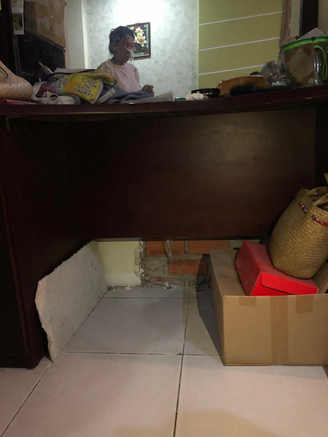 Nơm nớp sống trong nhà lún, nứt vì kế bên xây nhà
