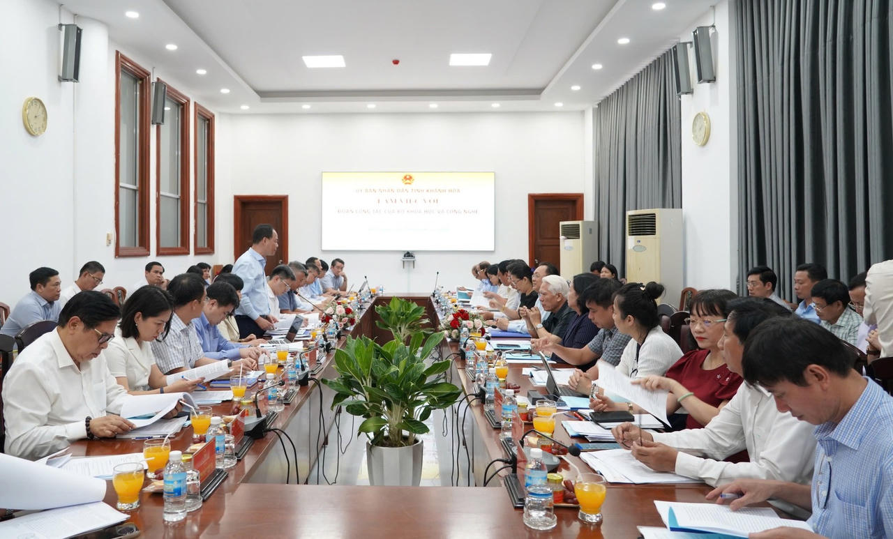 Đoàn công tác của Bộ KH&CN đã có buổi làm việc với tỉnh Khánh Hòa - Ảnh: VGP/HG &nbsp;