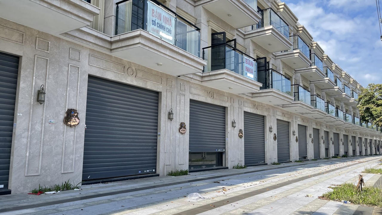 Shophouse dùng cho công nhân ở trên tuyến đường Mê Linh (Q. Liên Chiểu, TP. Đà Nẵng). &nbsp;