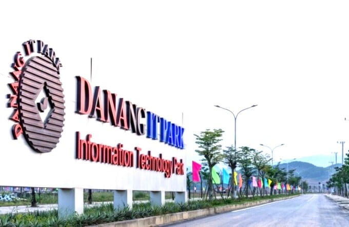 Da Nang IT PARK do Công ty cổ phần Phát triển Khu công nghệ thông tin Đà Nẵng làm chủ đầu tư.