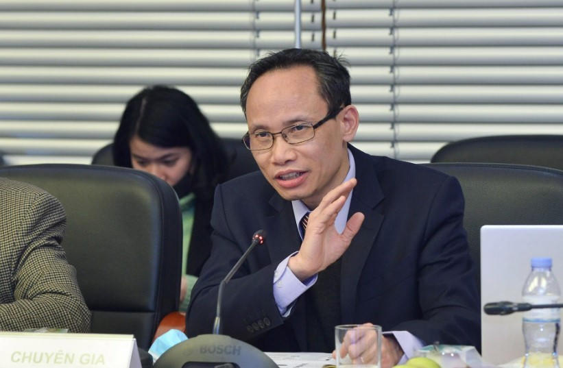 TS. Cấn Văn Lực, Thành viên Hội đồng Tư vấn Chính sách Tài chính - tiền tệ Quốc gia. &nbsp;