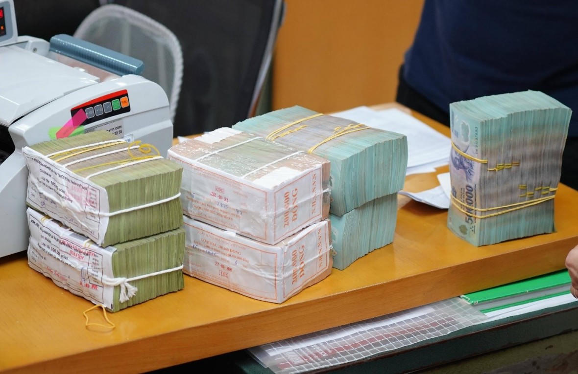 Loạt doanh nghiệp gấp rút chi hàng chục tỷ đồng mua lại trái phiếu trước hạn. &nbsp;