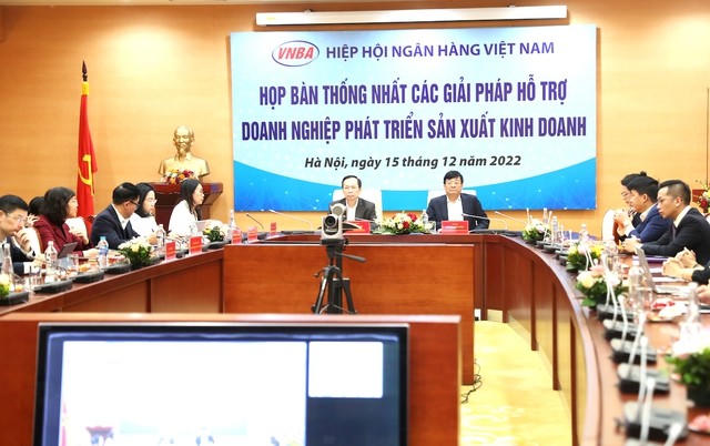 16 ngân hàng cam kết giảm tiền lãi khoảng 3.500 tỷ đồng