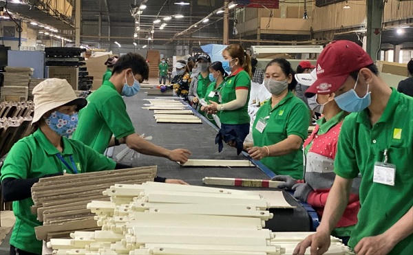 Tháng 8, doanh nghiệp tái gia nhập thị trường tăng gần 180%