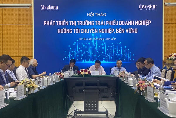 Các diễn giả tại hội thảo đã đưa ra nhóm chủ đề liên quan đến đáo hạn TPDN, giải pháp thúc đẩy phát hành TPDN ra công chúng.