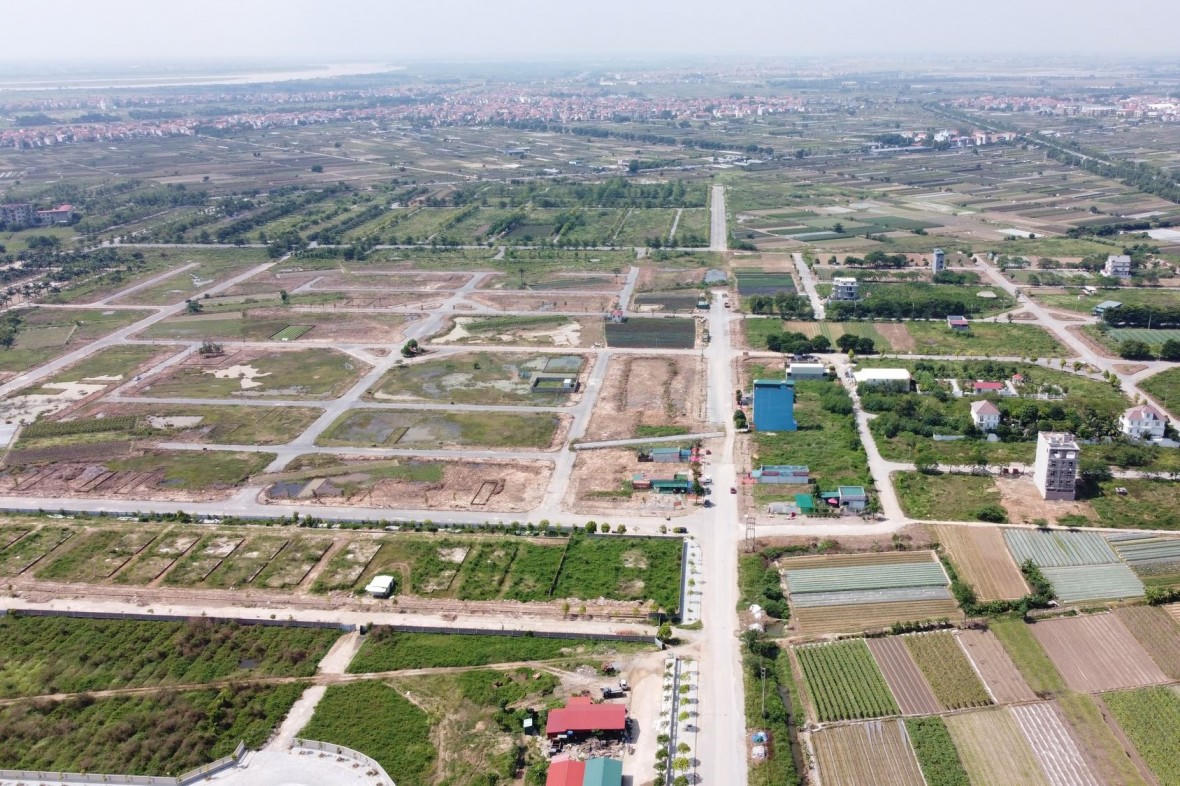 Qua thời “sốt nóng”, đấu giá đất vùng ven giảm nhiệt