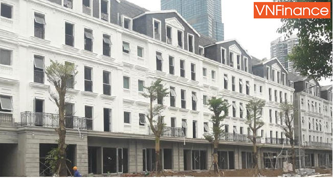 Nhà 12 tỷ, bán chênh 18 tỷ: Biến điều vô lý thành có lý và nỗi oan khó nói của nhà đầu tư thứ cấp!