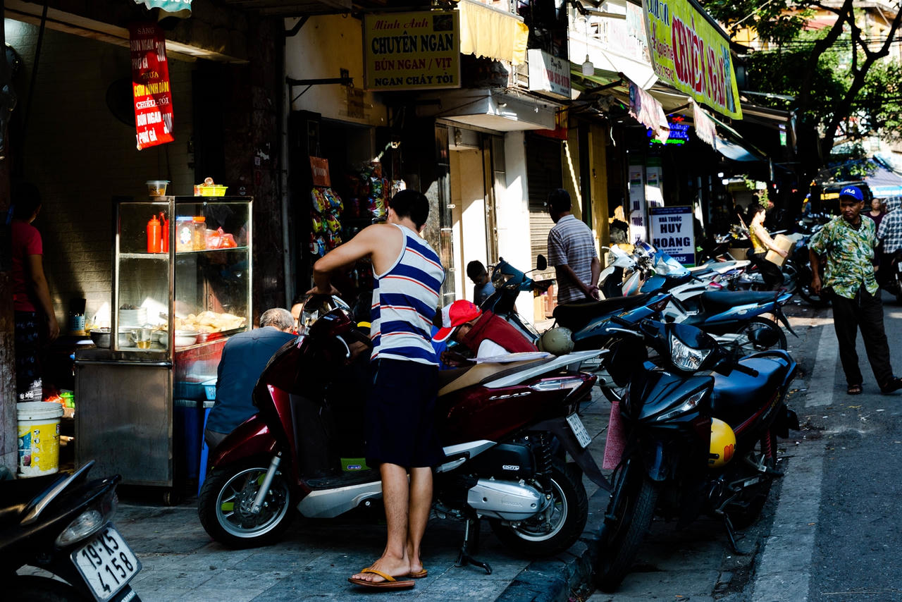 Hà Nội lung linh trong sắc Thu – Đẹp đến từng góc phố