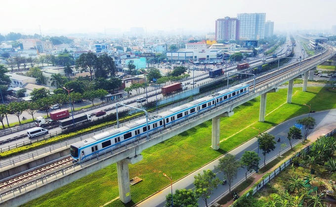 Tuyến Metro số 1 thời gian qua liên tục gia hạn thời gian hoàn thành. Ảnh: Internet