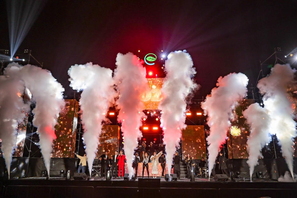 Hơn 20 nghìn cư dân Ecopark mãn nhãn cùng đại tiệc countdown hoành tráng