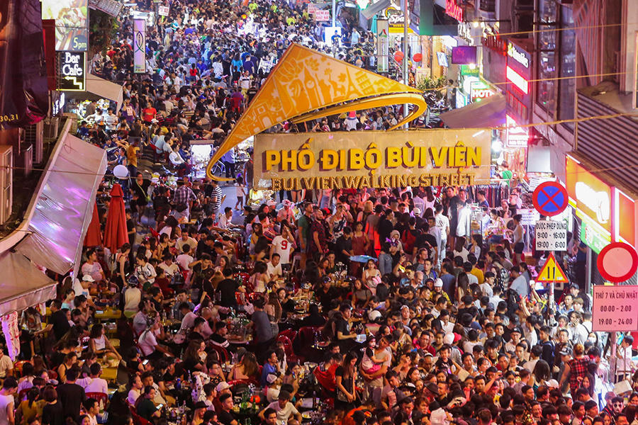 Lễ hội Count Down Vân Đồn 2019 diễn ra tại khu vực quảng trường nhạc nước