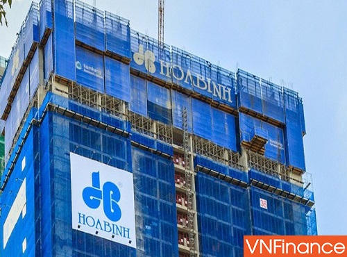 Sau chuyển nhượng cổ phiếu nội bộ, phát hành thêm cổ phiếu, lãnh đạo HBC còn có "chiêu độc" gì?