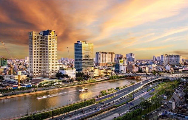 Trong bối cảnh mọi chi phí đều tăng, nguồn cung hiếm hoi, giá chung cư khó giảm. &nbsp;