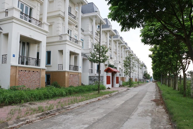 Một khu biệt thự tại dự án Bắc Quốc lộ 32.