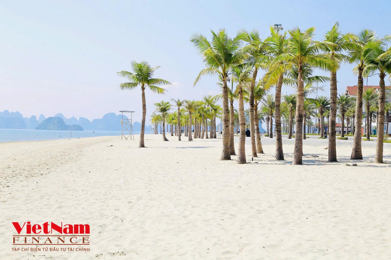 Ngắm các bãi tắm biển nhân tạo nghìn tỷ bên Vịnh Hạ Long