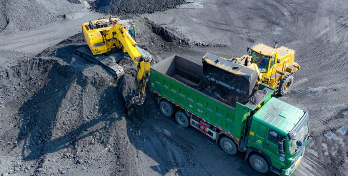 Ba lãnh đạo Hợp Nhất bán 9 triệu cổ phiếu AAH chỉ trong 3 phiên giao dịch