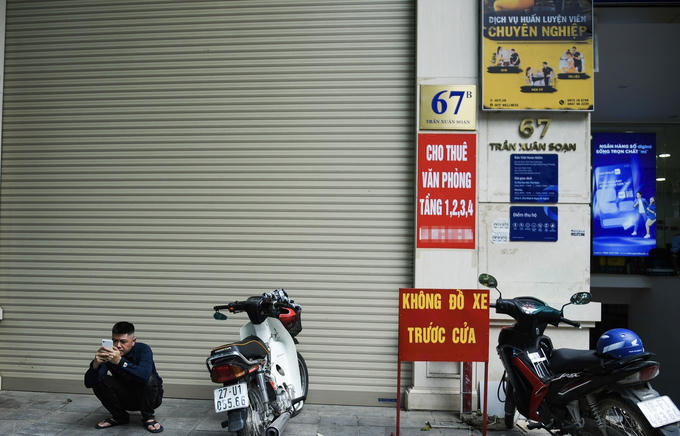 Vì sao nhiều mặt bằng đất vàng ế khách thuê tại Hà Nội?