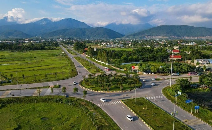 Nhiều công trình giao thông quan trọng được tỉnh đầu tư xây dựng. Ảnh internet