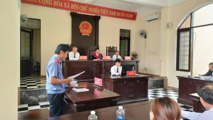 Nhiều phiên tòa căng thẳng để giải quyết vụ án liên quan đến Hợp đồng mua bán số 17 nhưng vẫn chưa xem xét đến vi phạm về thuế, hóa đơn của Công ty TNHH Phú Long