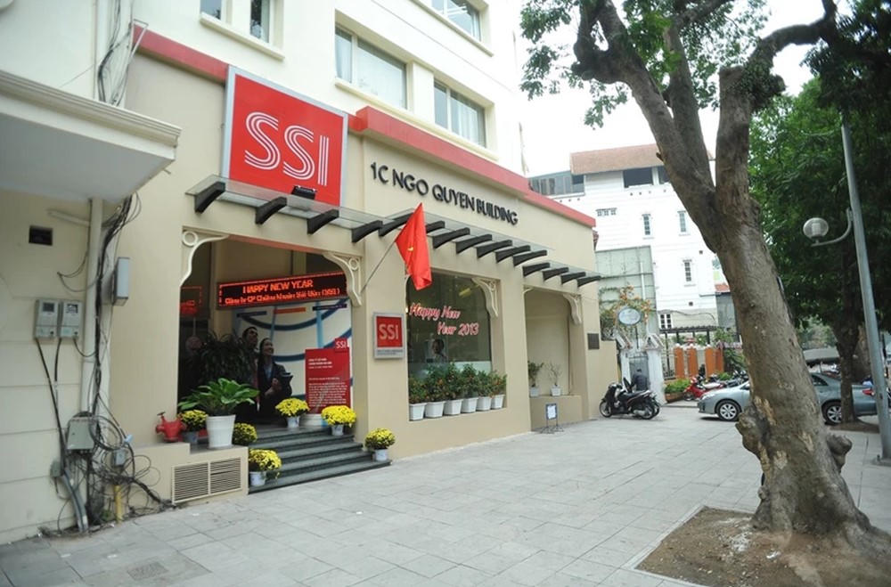 SSI ghi nhận lợi nhuận gần 1.800 tỷ đồng trong quý 3, hoàn thành 96% kế hoạch năm - ảnh 1