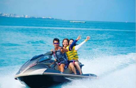 Tắm biển, thử sức motor nước,… sẽ là những hoạt động biển đặc quyền của cư dân Thành phố biển hồ &nbsp;