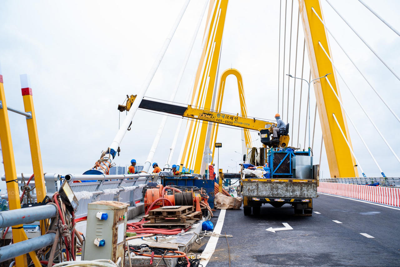 Cận cảnh cây cầu 2.300 tỷ nối đảo Hoàng Gia của Vingoup